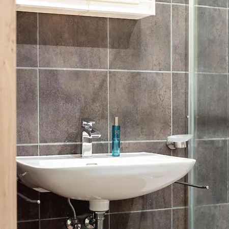 Schweizerhof Edelweiss Appartement