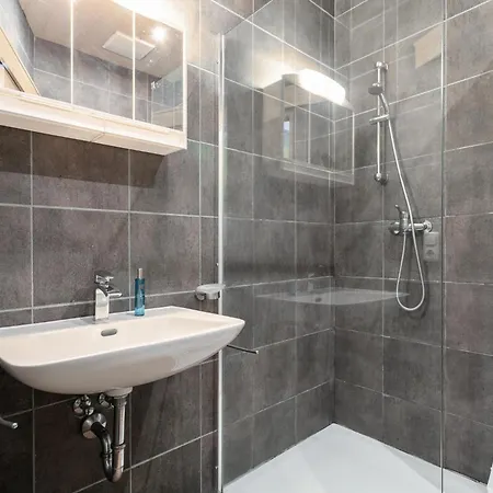 Schweizerhof Edelweiss Appartement *